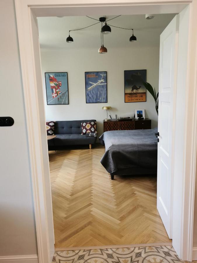 Apartament Podoficerski Z Sauna-Fvat, Parking Пулавы Экстерьер фото
